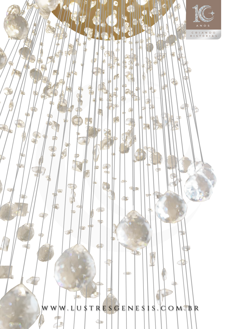 Lustre de cristal DNA da Linha Kria para casas com pé direito duplo, com design espiral e cristais K9 legítimos, ideal para ambientes sofisticados.